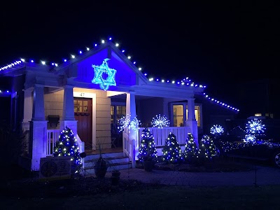 Castle Christmas lights installation