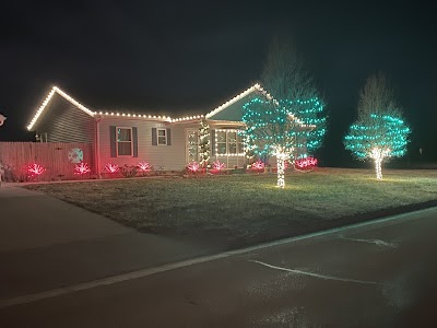 Ultra Shine Holiday Lights – Event & Landscape Lighting